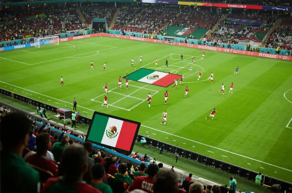 墨西哥与同组对手战术对抗示意